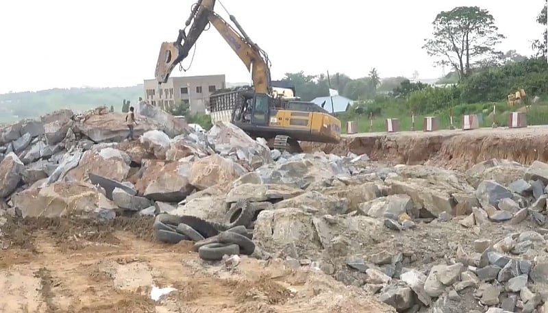 Kasoa-Winneba Highway Project: Recent Blasting Damages Properties in Dabenyin
