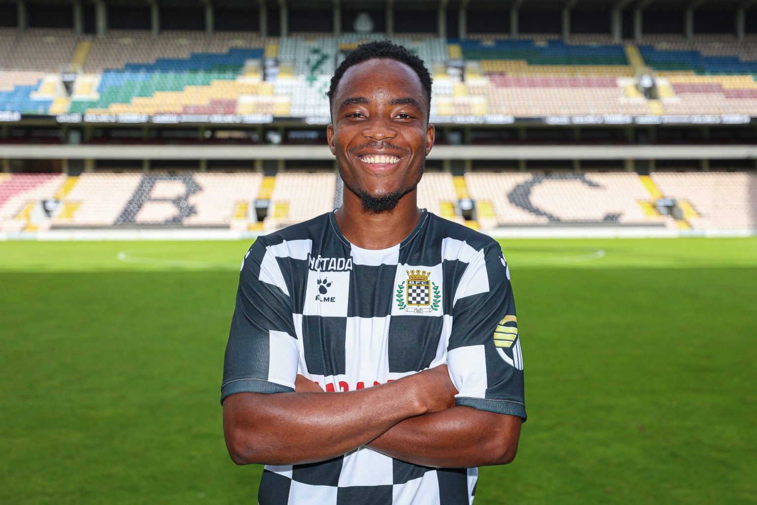 Onyemaechi Completes Transfer to Olympiacos from Boavista