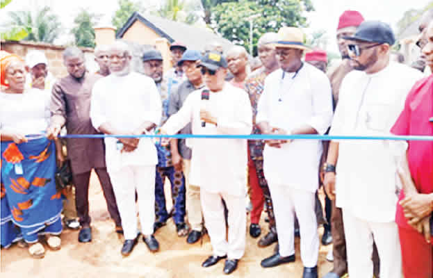 Nnewi LG Chairman Commended for Erosion Control and Other Infrastructure Projects